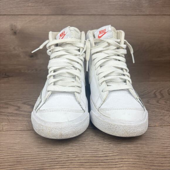 Nike Blazer Mid 77 Sneakers Kid's 5.5Y White Logo Print GS DJ4624-100 - Picture 4 of 14